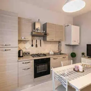 https://la-casina-di-iole-montepulciano.it-tuscanyhotel.com
